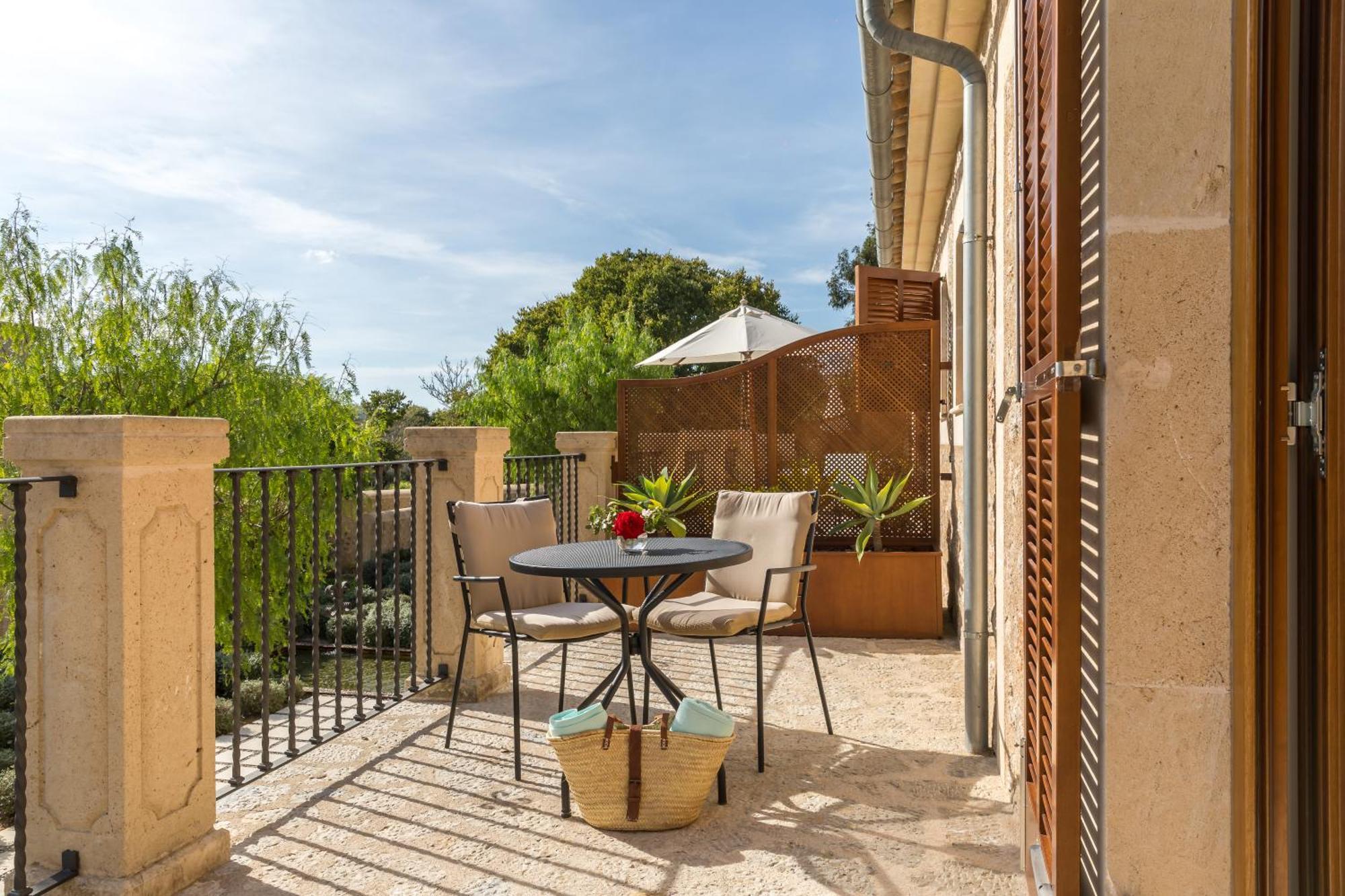 Castell Son Claret - The Leading Hotels Of The World Es Capdella Exterior photo