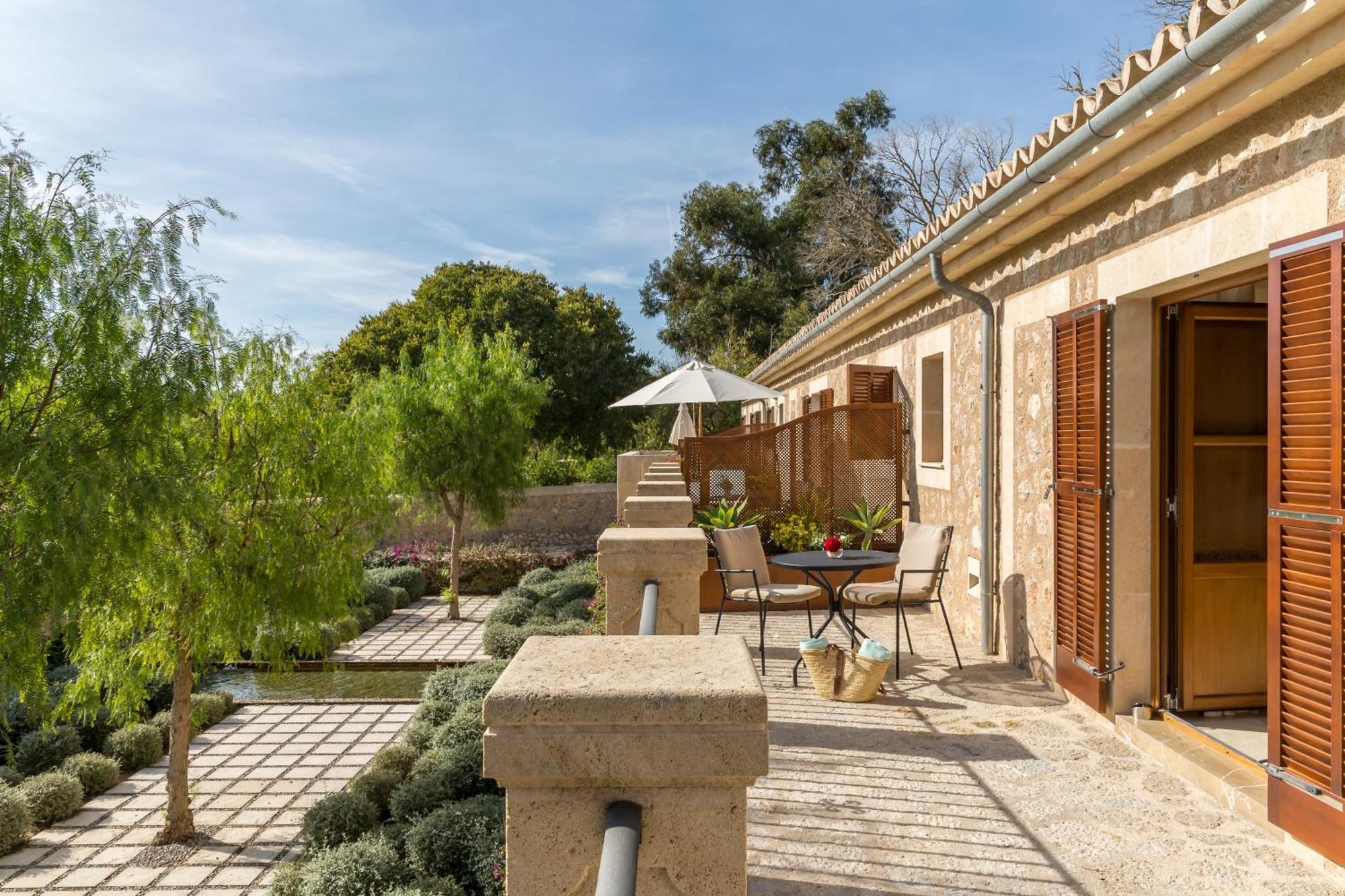 Castell Son Claret - The Leading Hotels Of The World Es Capdella Exterior photo