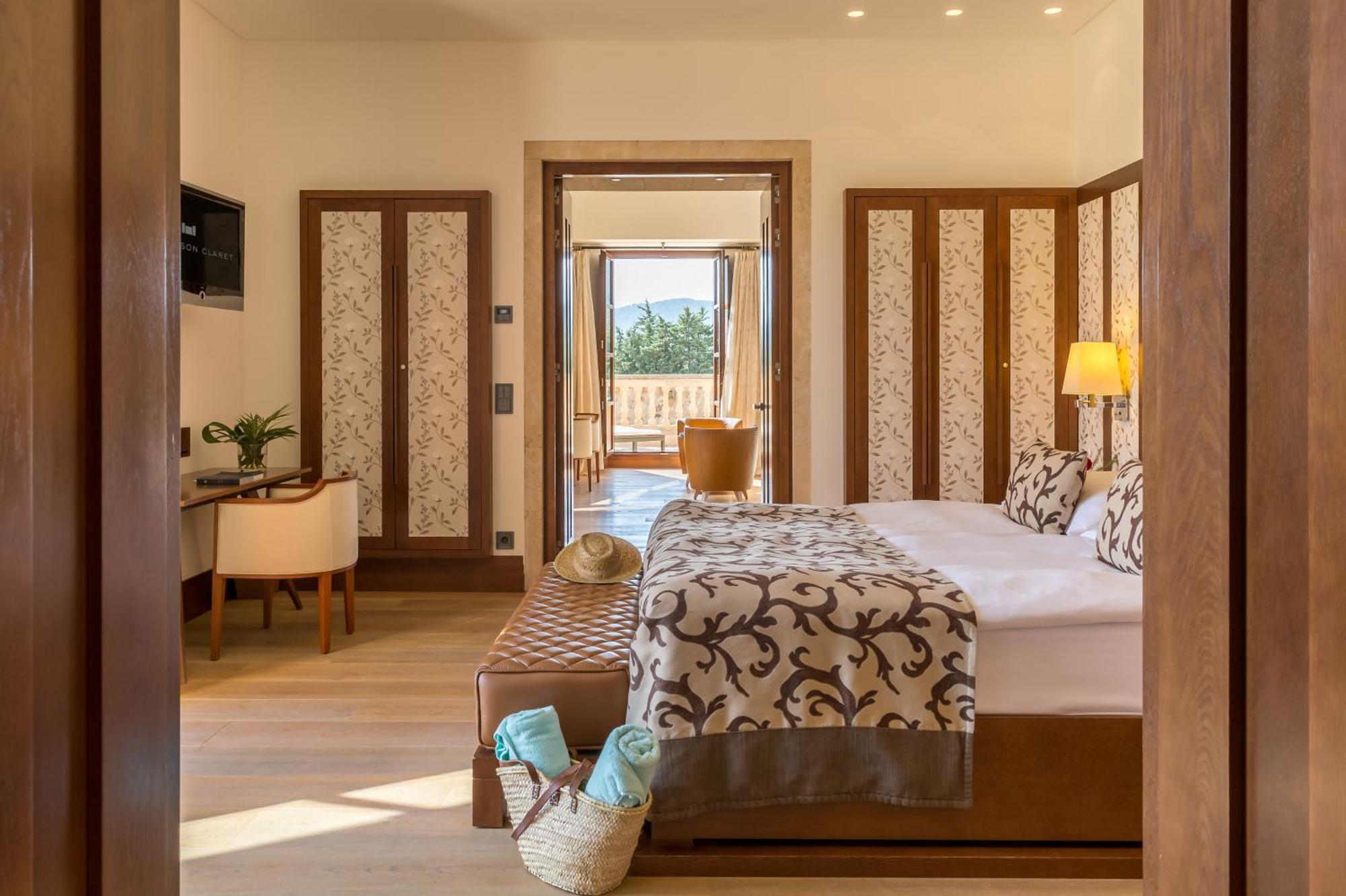 Castell Son Claret - The Leading Hotels Of The World Es Capdella Exterior photo