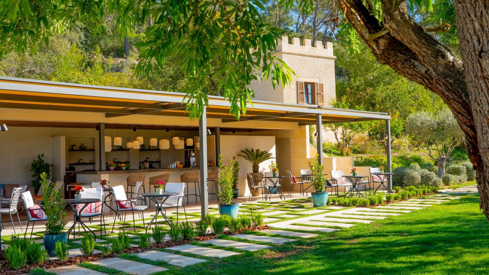 Castell Son Claret - The Leading Hotels Of The World Es Capdella Exterior photo