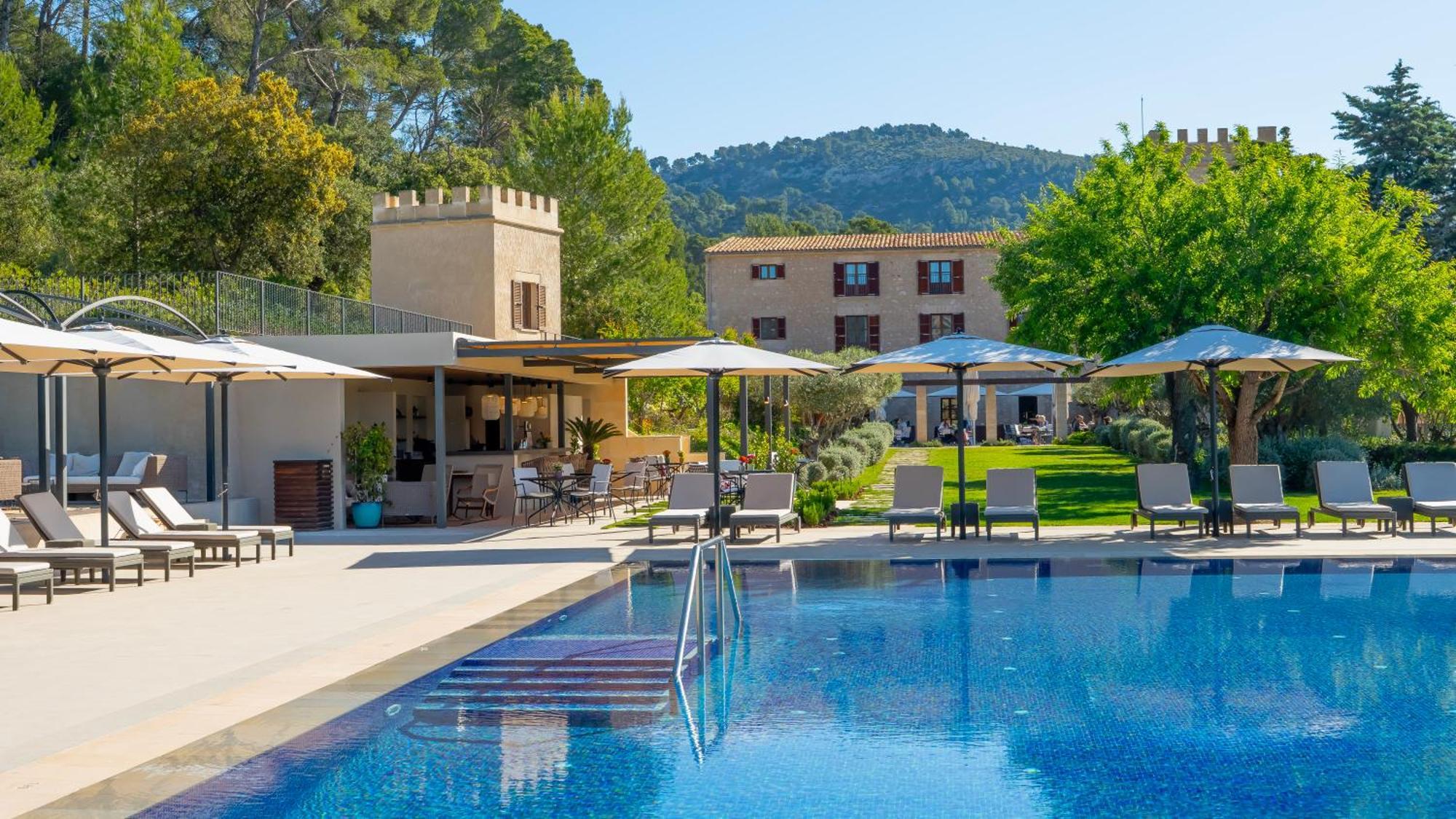 Castell Son Claret - The Leading Hotels Of The World Es Capdella Exterior photo
