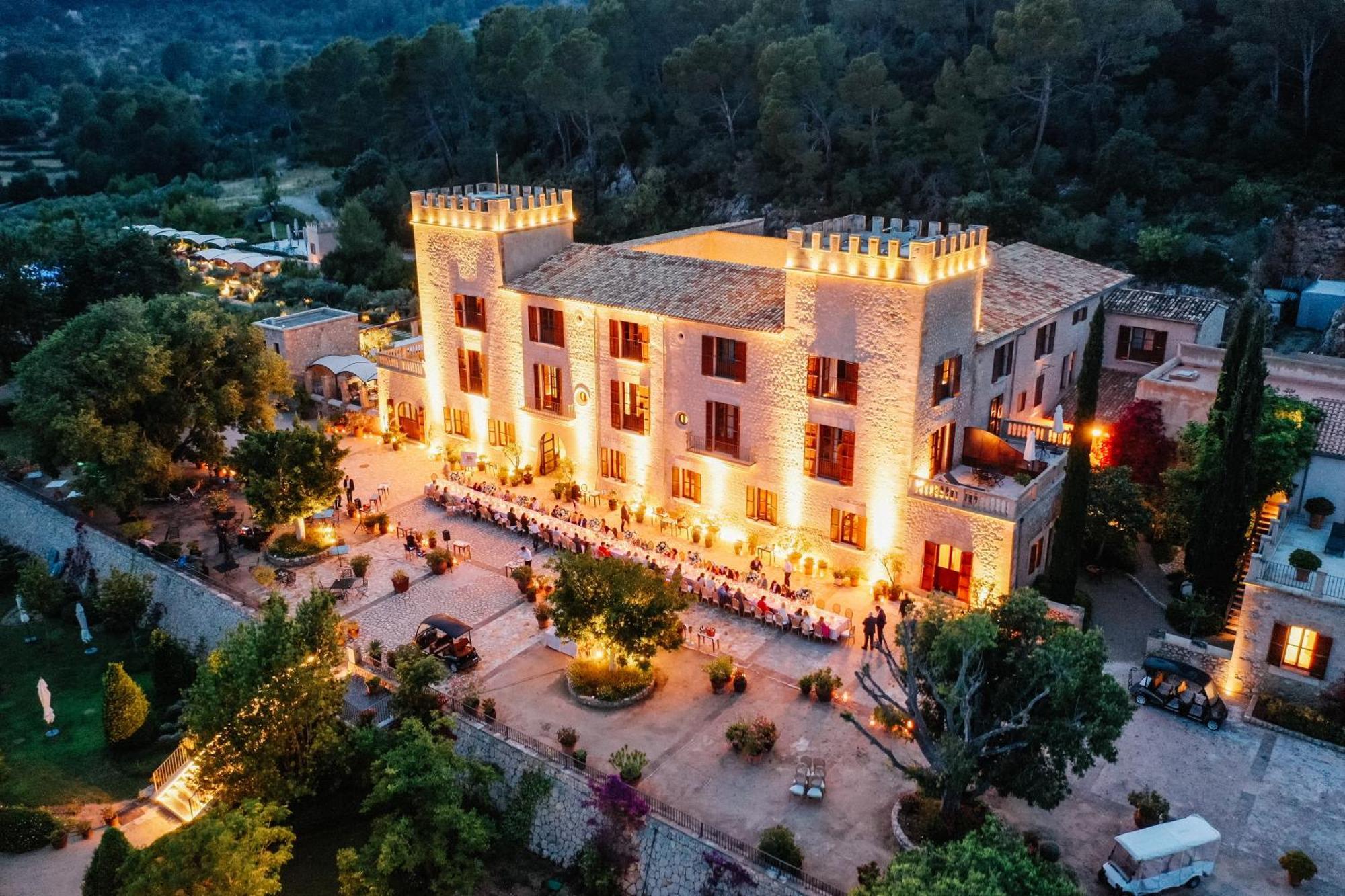 Castell Son Claret - The Leading Hotels Of The World Es Capdella Exterior photo