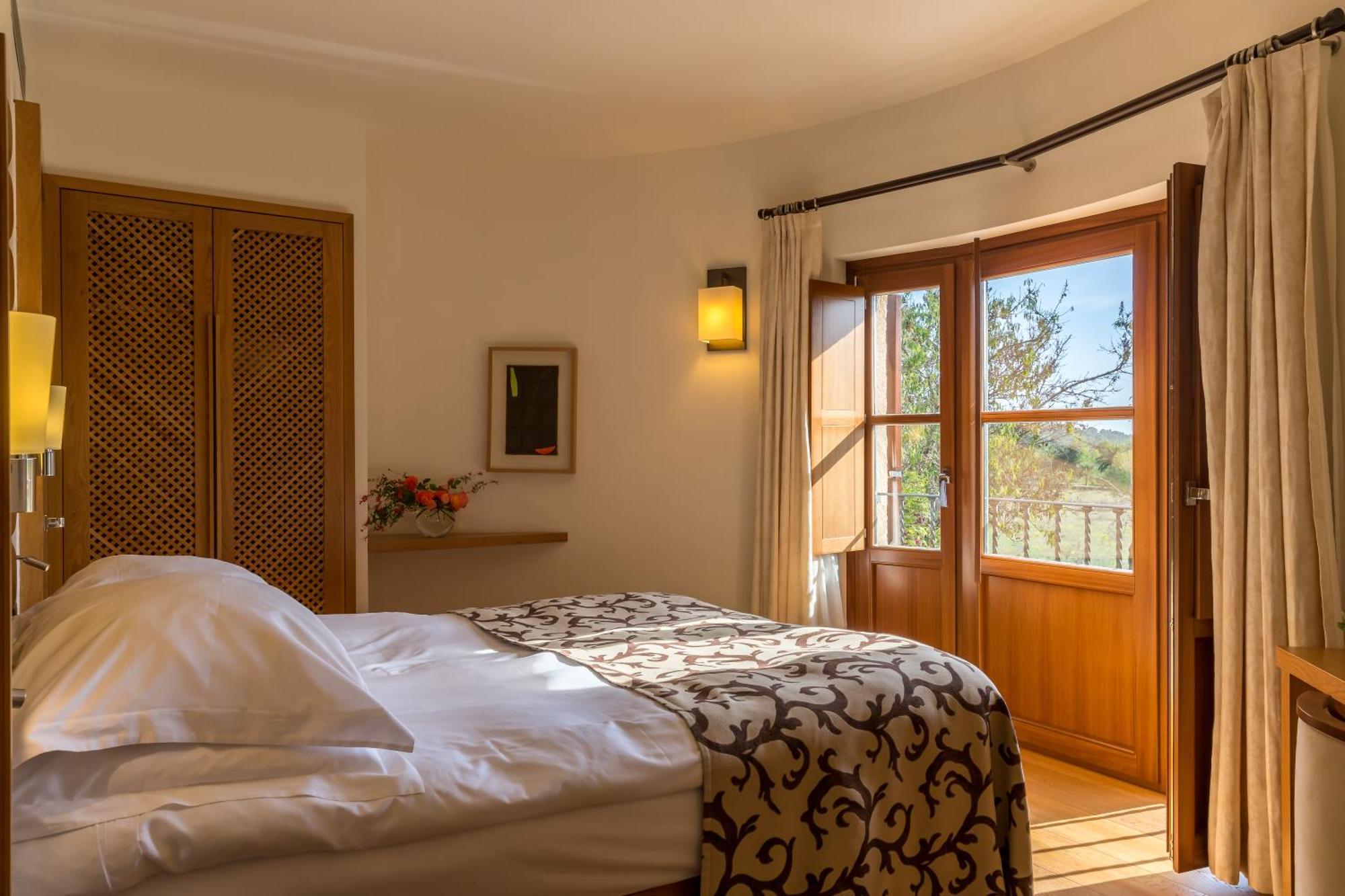 Castell Son Claret - The Leading Hotels Of The World Es Capdella Exterior photo